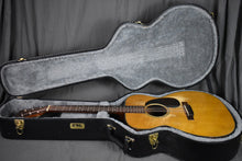 Load image into Gallery viewer, 1947 Martin 000-18