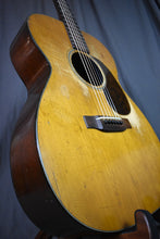 Load image into Gallery viewer, 1947 Martin 000-18