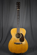Load image into Gallery viewer, 1947 Martin 000-18