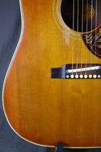 Load image into Gallery viewer, 1964 Gibson Hummingbird