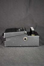 Load image into Gallery viewer, 1987 Boss RV-2 Digital Reverb