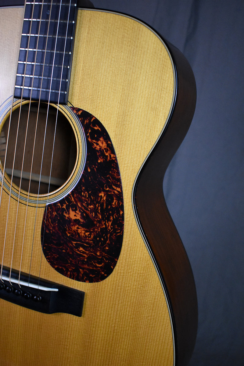 2003 Martin 00-18V – Telluride Music Co.