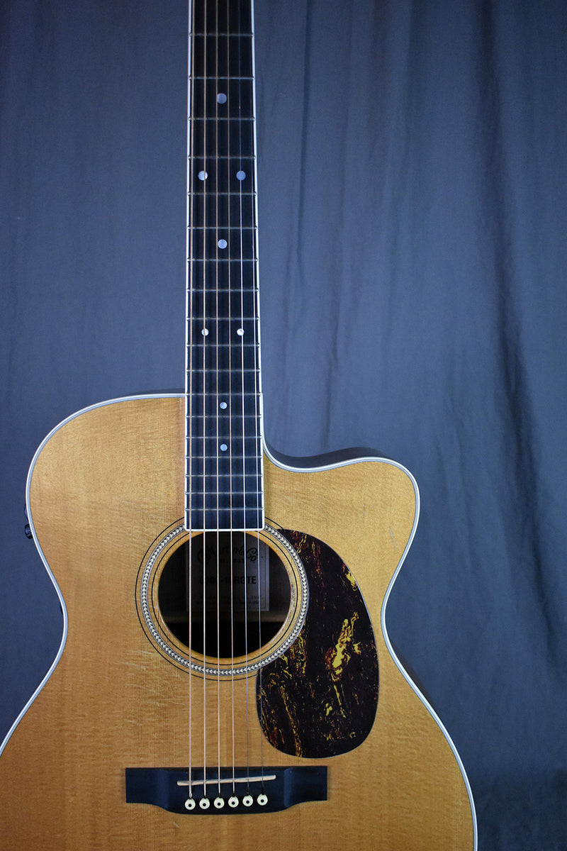 2006Martin000C-