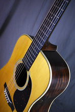 Load image into Gallery viewer, 2023 Martin D-28 Authentic 1937 VTS Aged