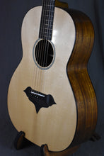 Load image into Gallery viewer, Martin Custom Shop K-1 Major Kealakai