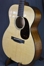 Load image into Gallery viewer, Martin 000-18