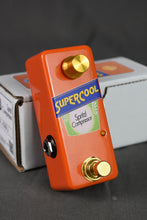 Load image into Gallery viewer, Supercool Pedals Spritz! Compressor
