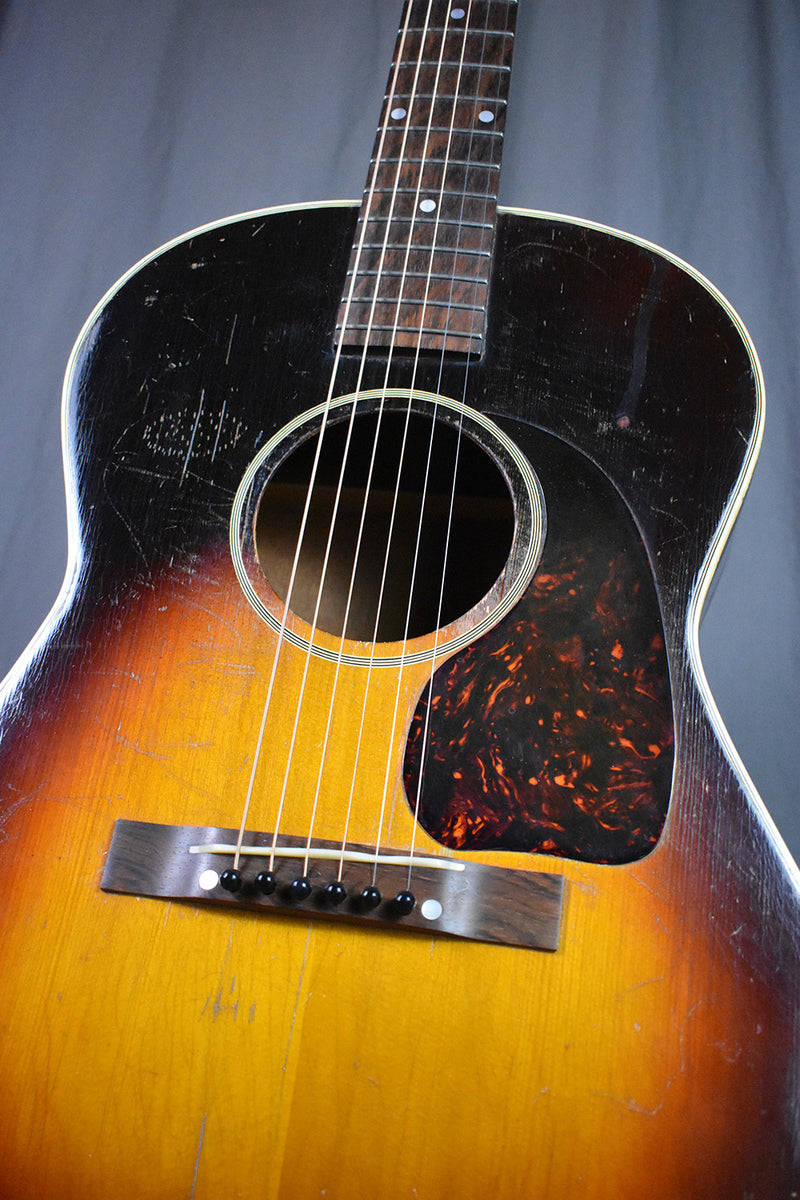 1943 Gibson LG-2 Banner