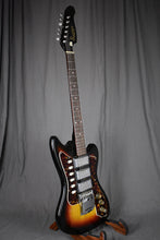 Load image into Gallery viewer, 1968 Supro Lexington S645