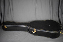 Load image into Gallery viewer, 1972(c.) Yamaha FG-75 Folk Guitar