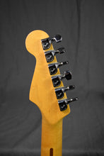 Load image into Gallery viewer, 1983 Fender Elite Stratocaster