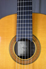 Load image into Gallery viewer, 1998 Martin C-TSH Thomas Humphrey Classical