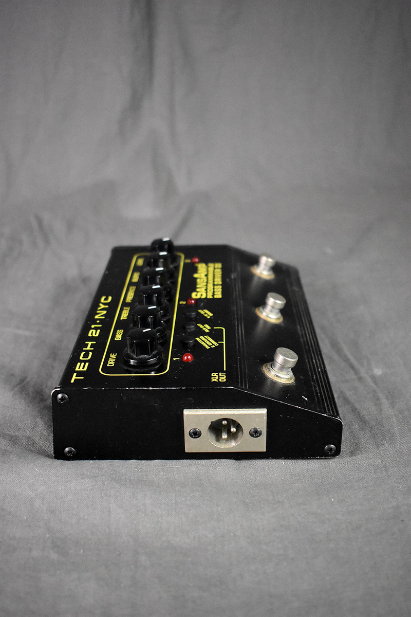 1998 Tech 21 SansAmp Programmable Bass Driver DI