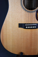 Load image into Gallery viewer, 2000 Martin D-16GT