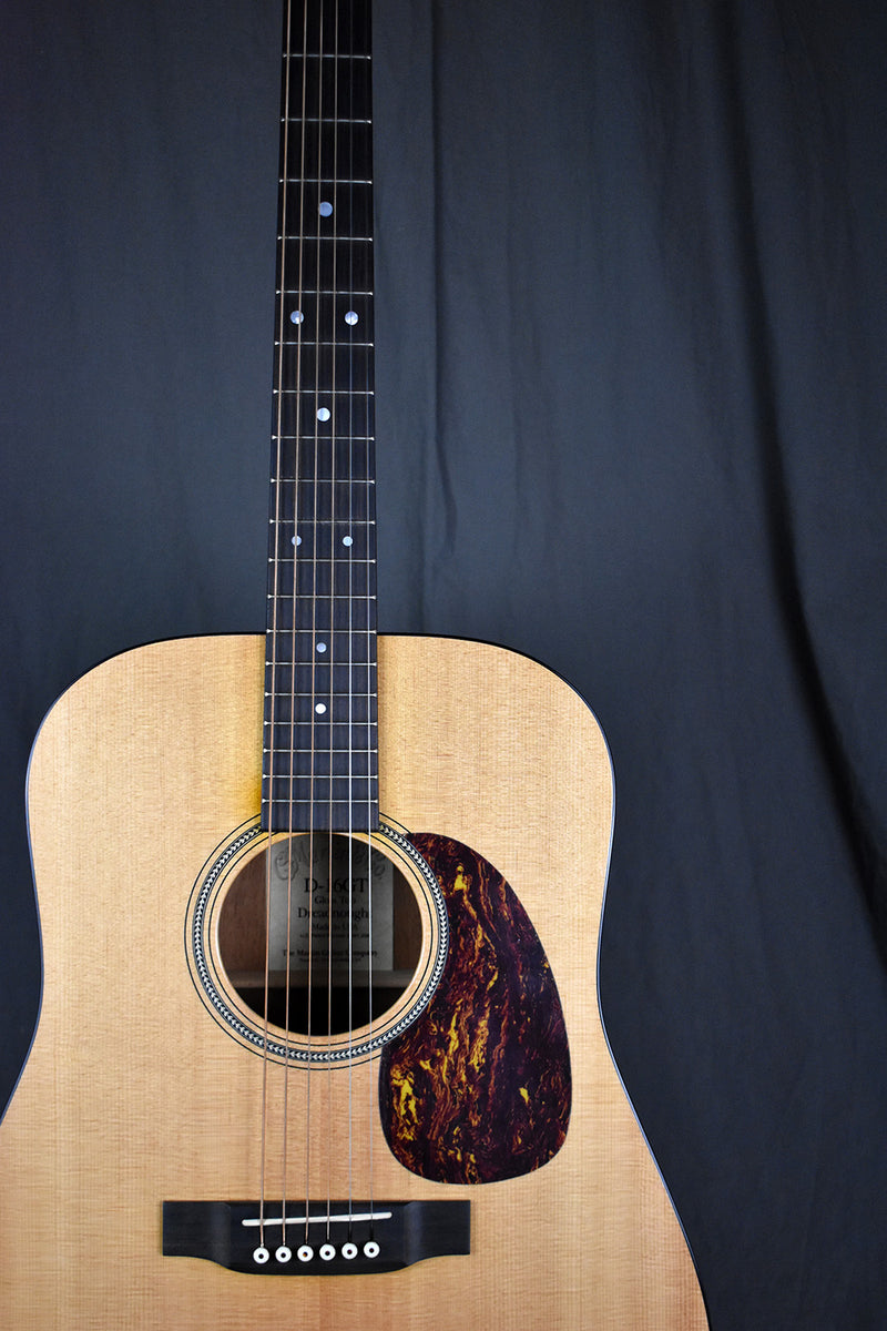 2000 Martin D-16GT – Telluride Music Co.