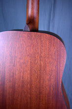 Load image into Gallery viewer, 2000 Martin D-16GT