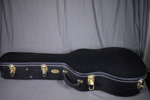 Load image into Gallery viewer, 2000 Martin OM-28V