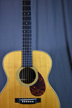 Load image into Gallery viewer, 2000 Martin OM-28V