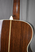 Load image into Gallery viewer, 2000 Martin OM-28V