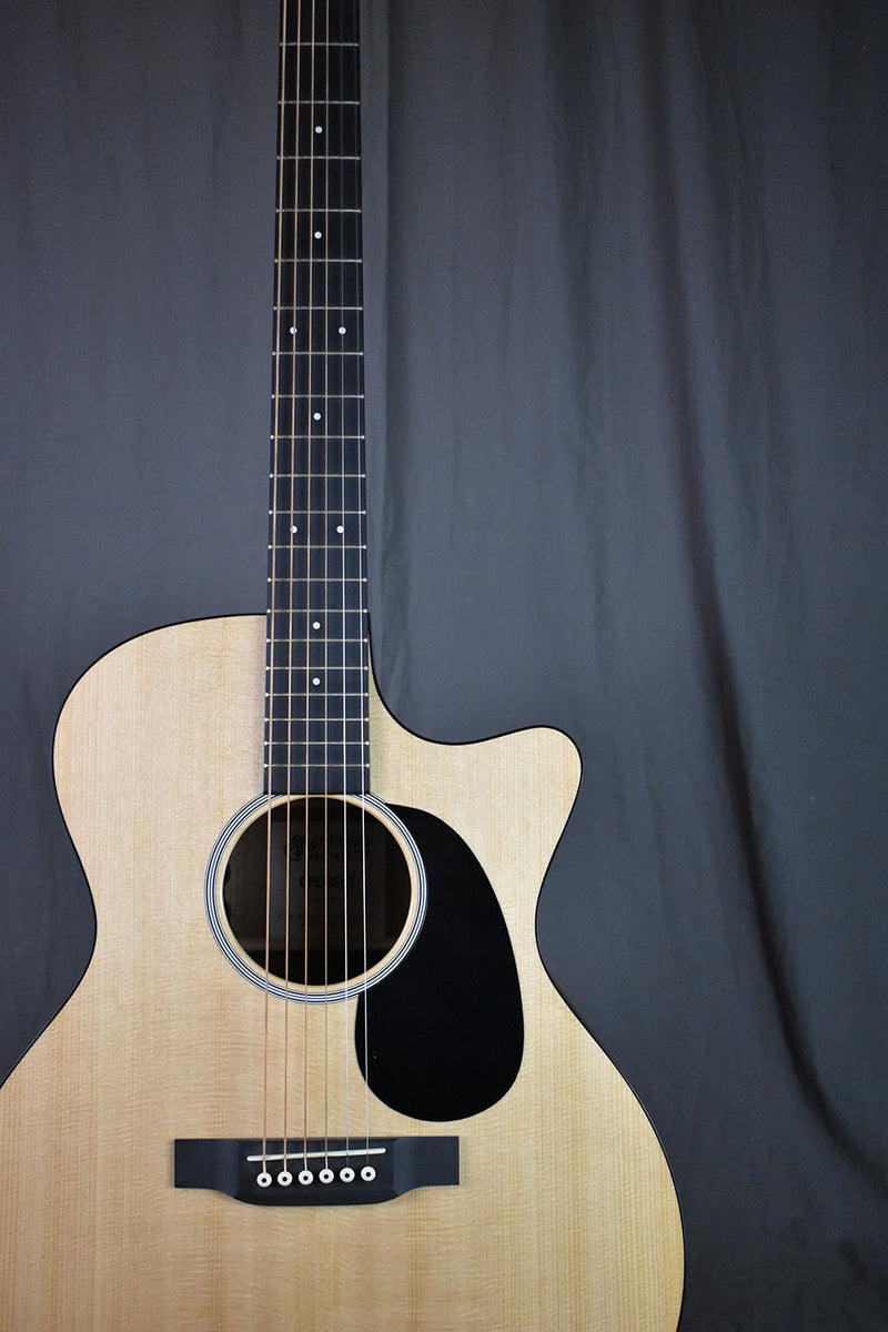 ギター MARTIN GPCRSGT Review: Martin GPCRSGT is Effortless to Play and Easy to Record