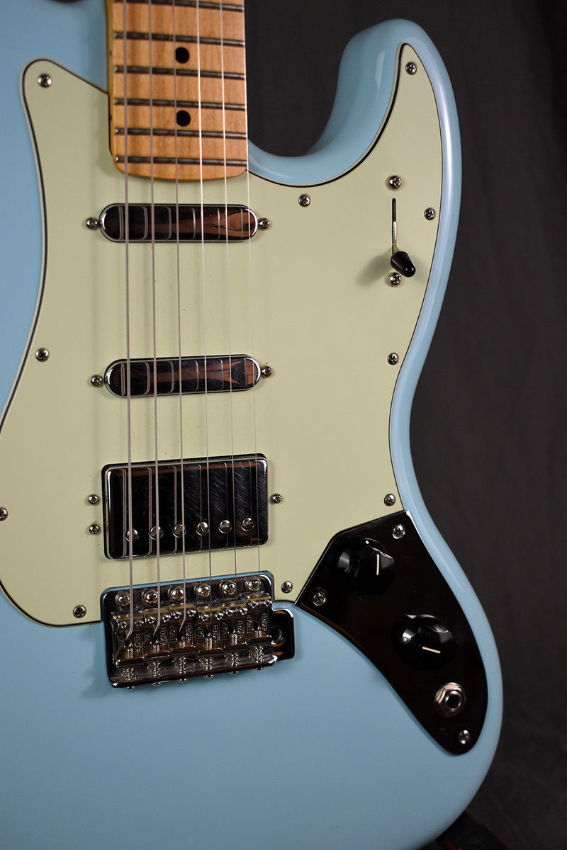 2019 Fender Alternate Reality Sixty-Six