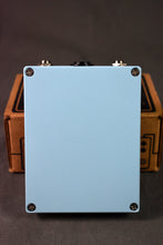 Load image into Gallery viewer, Somersault Lo-Fi Modulator