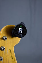 Load image into Gallery viewer, D'Addario Nexxus 360 Rechargable Tuner