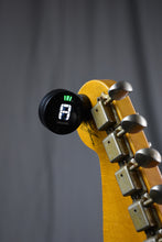 Load image into Gallery viewer, D'Addario Nexxus 360 Rechargable Tuner