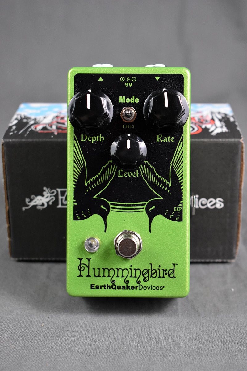 ギター EarthQuaker Devices Hummingbird V4 Amazon.com: EarthQuaker Devices Hummingbird V4 Repeat