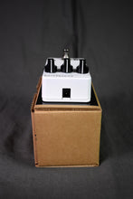 Load image into Gallery viewer, JHS 3 Series Compressor