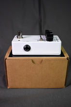 Load image into Gallery viewer, JHS 3 Series Compressor