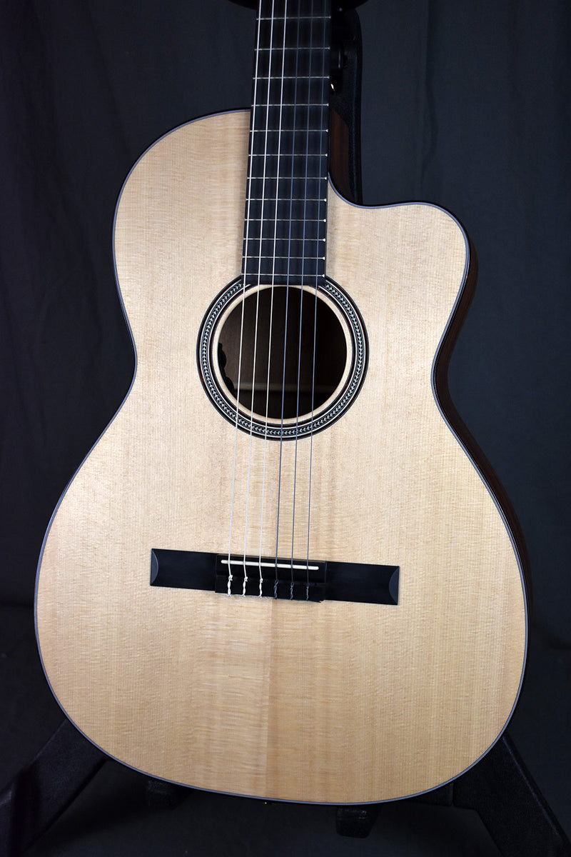 Martin 000C Nylon – Telluride Music Co.