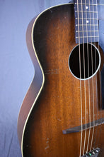 Load image into Gallery viewer, 1930s Harmony Valencia Round-Hole Archtop