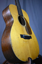 Load image into Gallery viewer, 1937 Martin 00-18