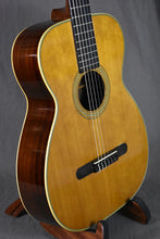 Load image into Gallery viewer, 1949 Martin 00-28G