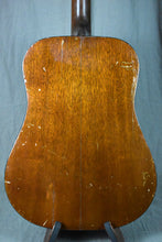 Load image into Gallery viewer, 1950 Martin D-18