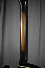 Load image into Gallery viewer, 1959 Harmony H54 Rocket