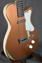 Load image into Gallery viewer, 1960 Silvertone 1417 (Danelectro U-1)