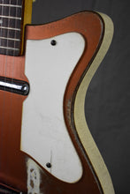 Load image into Gallery viewer, 1960 Silvertone 1417 (Danelectro U-1)
