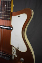 Load image into Gallery viewer, 1960 Silvertone 1417 (Danelectro U-1)