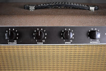 Load image into Gallery viewer, 1961 Fender Princeton Brown 6G2