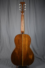 Load image into Gallery viewer, 1962 Martin 00-21NY New Yorker