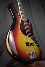Load image into Gallery viewer, 1970 Fender Jazz Bass