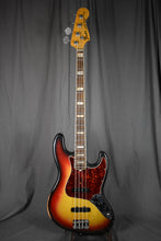 Load image into Gallery viewer, 1970 Fender Jazz Bass