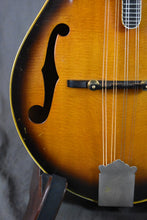 Load image into Gallery viewer, 1970s Gibson F-5