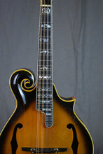 Load image into Gallery viewer, 1970s Gibson F-5