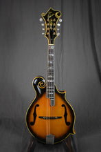 Load image into Gallery viewer, 1970s Gibson F-5