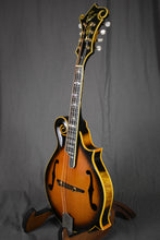 Load image into Gallery viewer, 1970s Gibson F-5