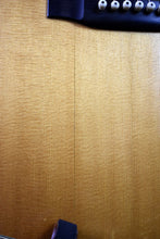 Load image into Gallery viewer, 1971 Martin D-35