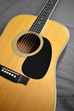 Load image into Gallery viewer, 1971 Martin D-35